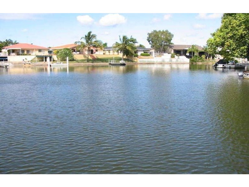 54 Allawah Street, Sorrento QLD 4217