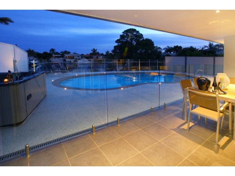 54 Allawah Street, Sorrento QLD 4217