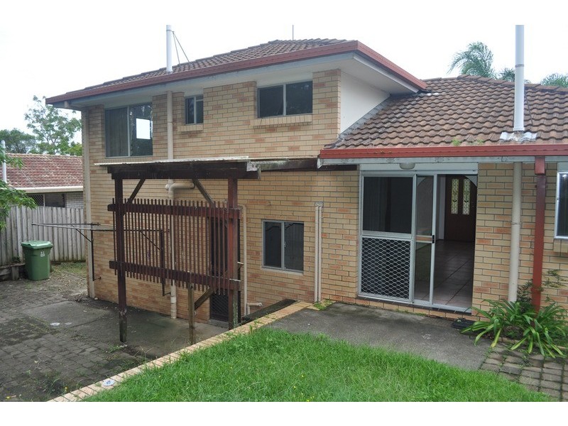 62 currumburra Road, Ashmore QLD 4214