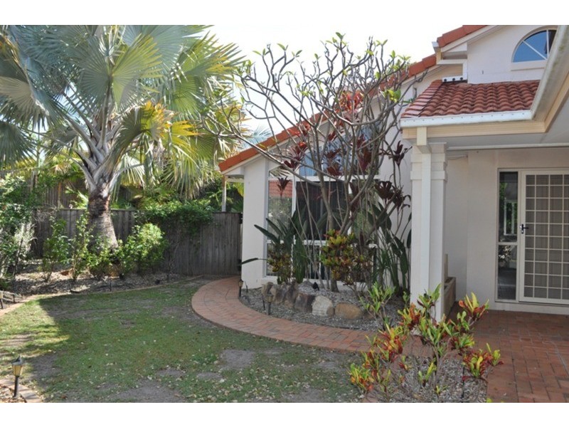 18 Gumview Place, Molendinar QLD 4214