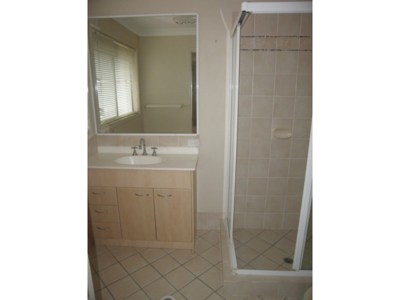 18 Gumview Place, Molendinar QLD 4214