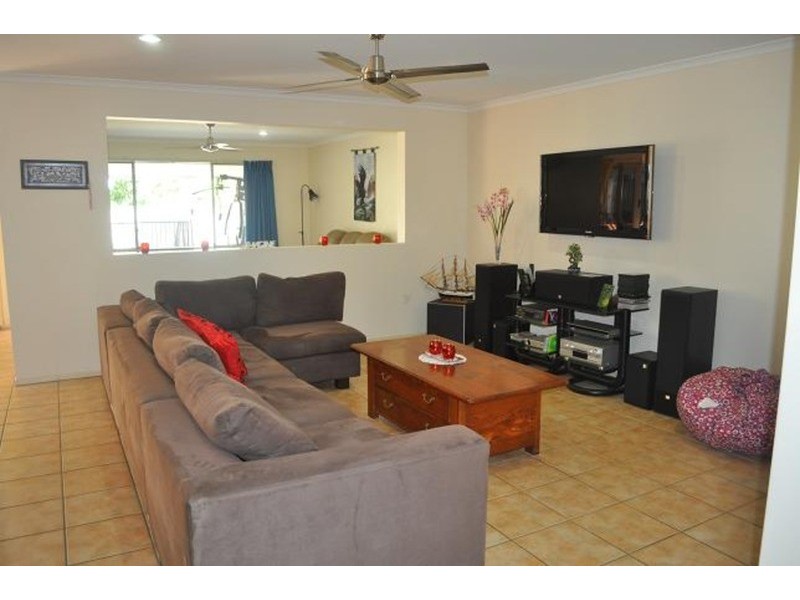 9 Saville Road, Upper Coomera QLD 4209