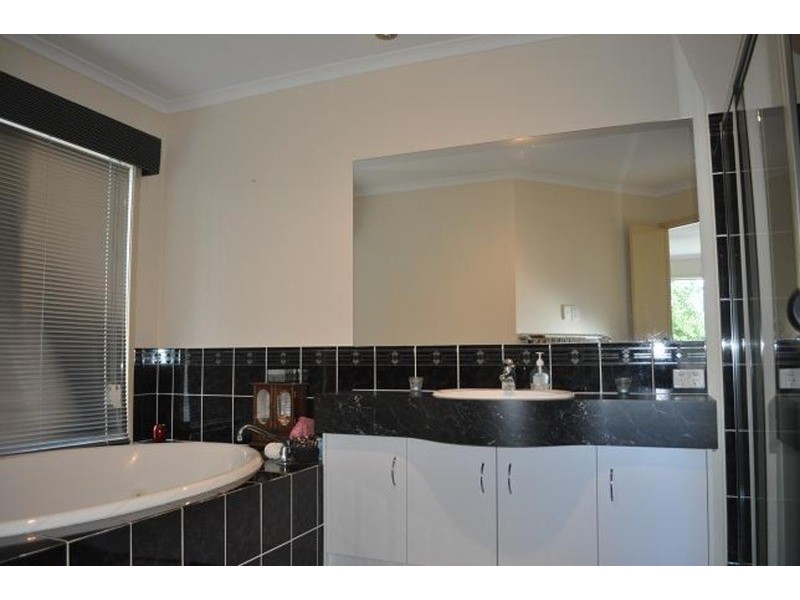 9 Saville Road, Upper Coomera QLD 4209