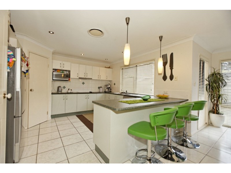 63 COACHWOOD Drive, Molendinar QLD 4214