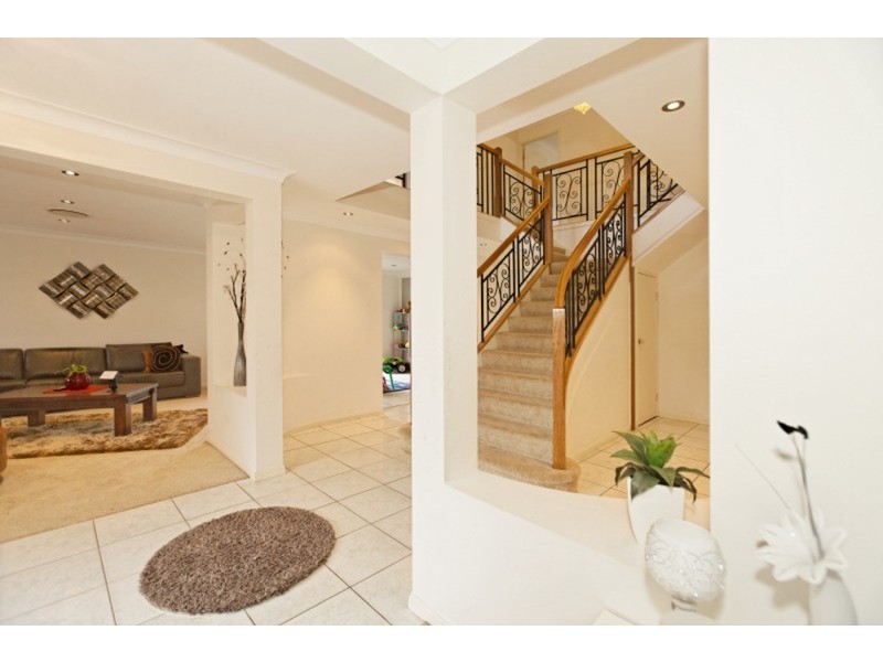 63 COACHWOOD Drive, Molendinar QLD 4214