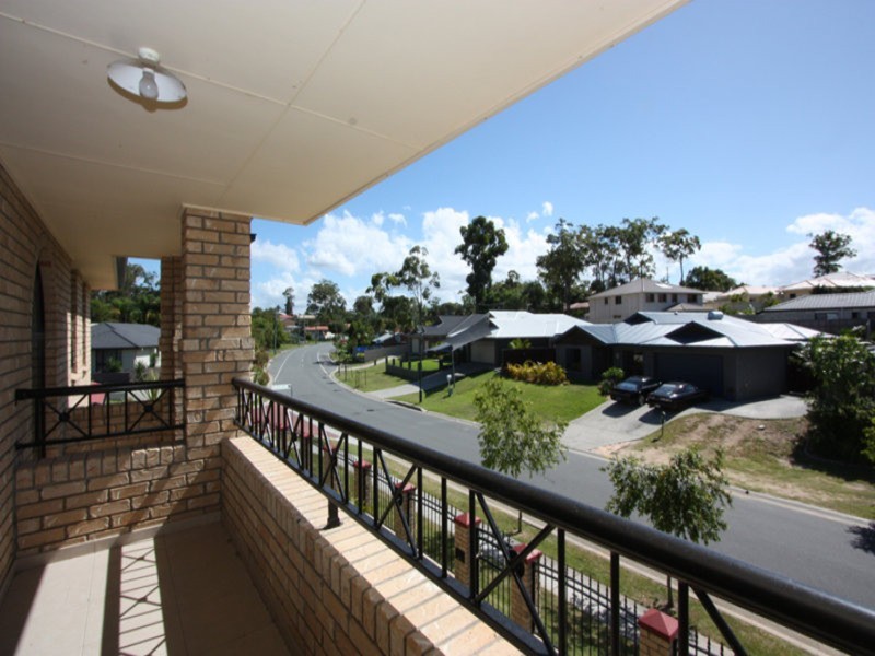 63 COACHWOOD Drive, Molendinar QLD 4214