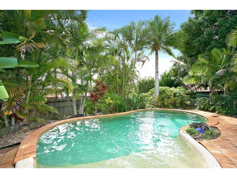 52 Henry Cotton Drive, Parkwood QLD 4214