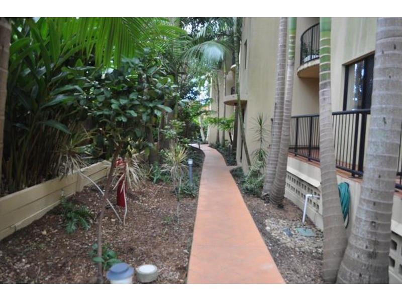 33/170 High Street, Southport QLD 4215