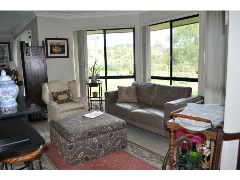 46 Golden Bear Drive, Arundel QLD 4214
