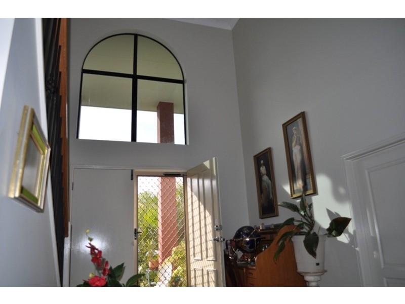 46 Golden Bear Drive, Arundel QLD 4214