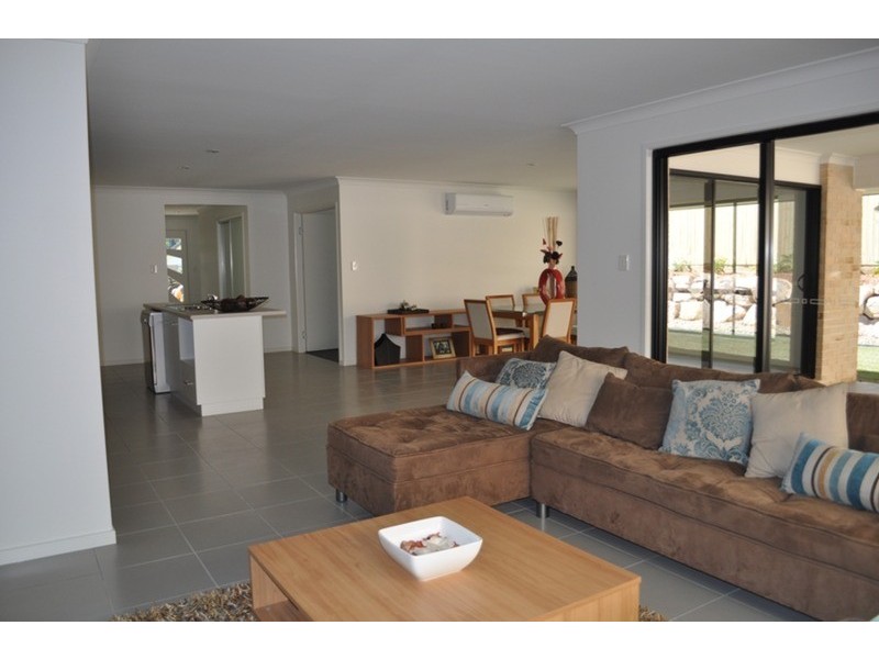 Lot 2/23 Gidgee Court, Molendinar QLD 4214