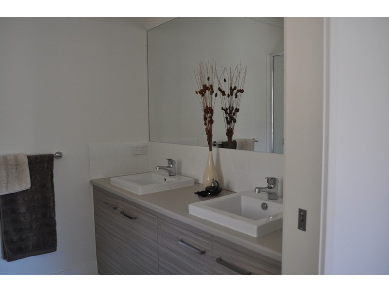 Lot 2/23 Gidgee Court, Molendinar QLD 4214