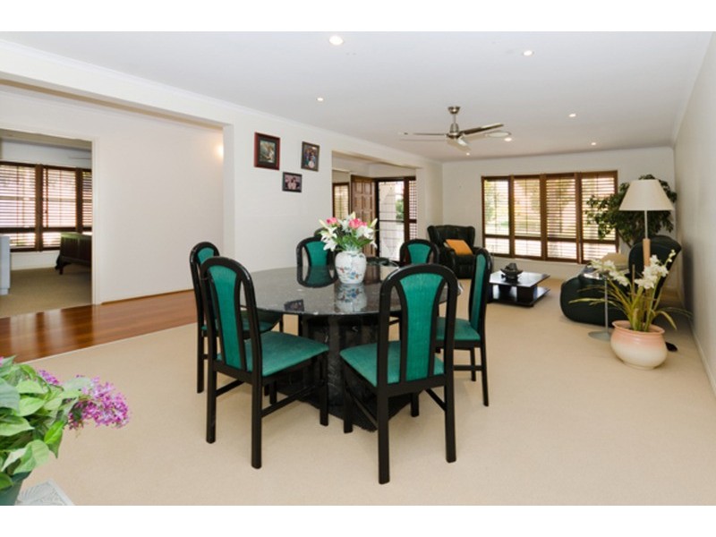 22 Sugargum Court, Molendinar QLD 4214