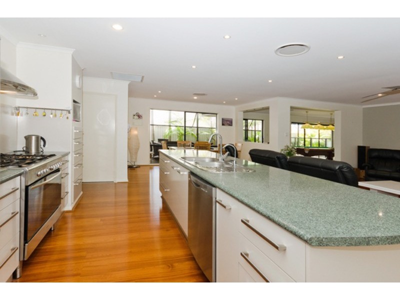 22 Sugargum Court, Molendinar QLD 4214