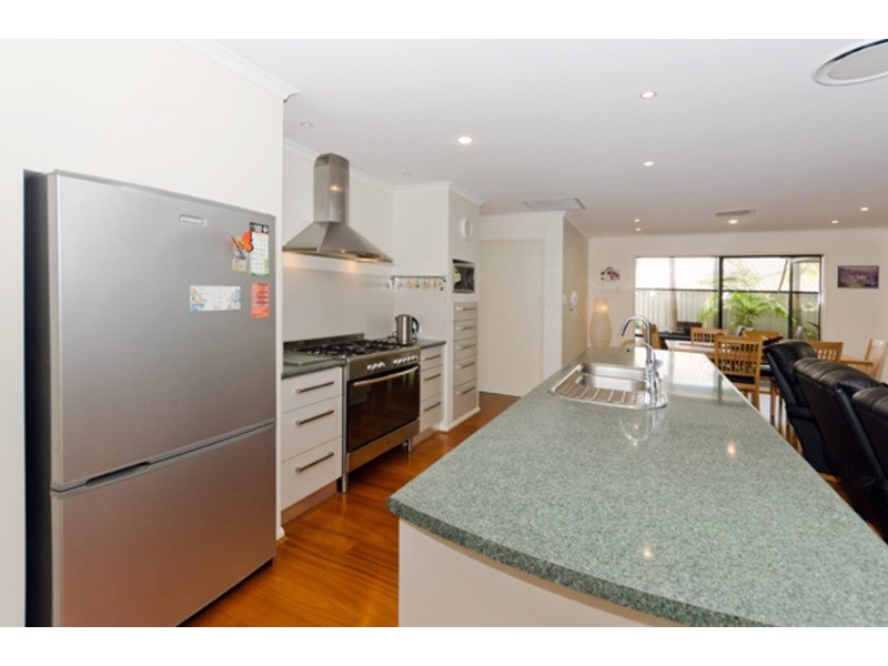 22 Sugargum Court, Molendinar QLD 4214