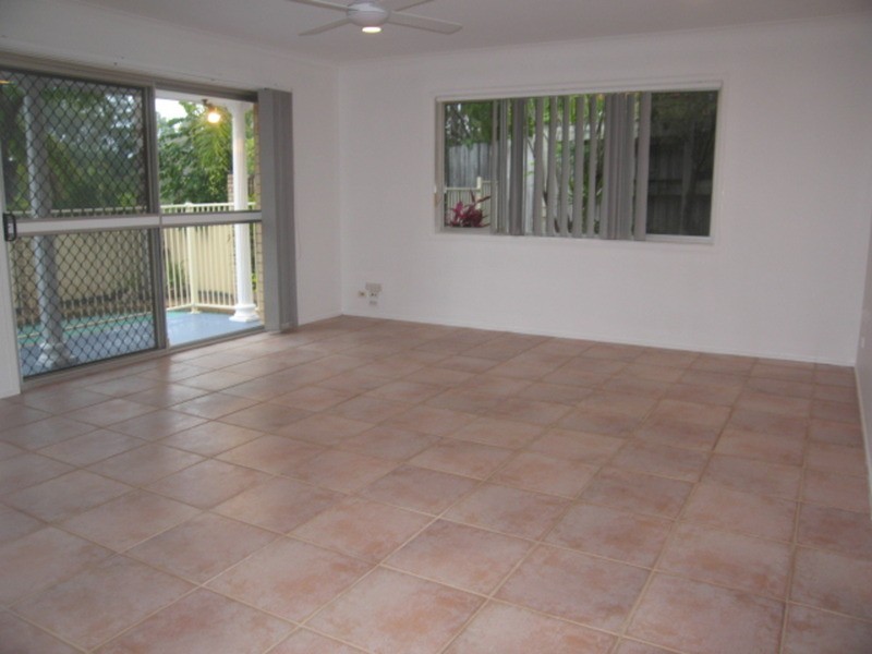 Ashmore QLD 4214
