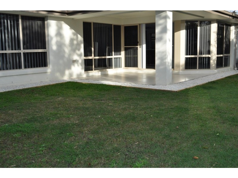 31 Dellwood Circuit, Molendinar QLD 4214
