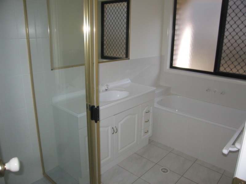 Molendinar QLD 4214