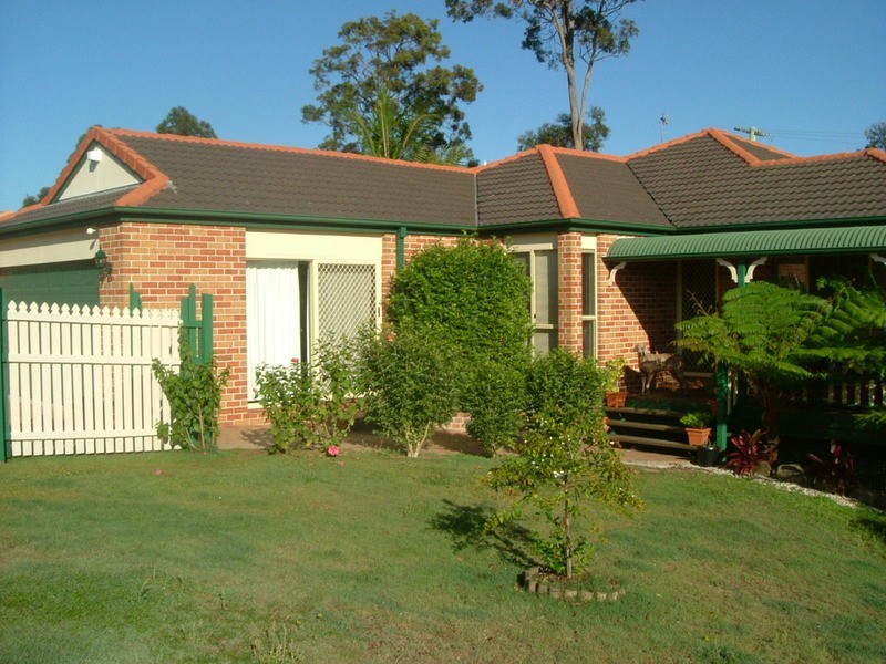 Parkwood QLD 4214