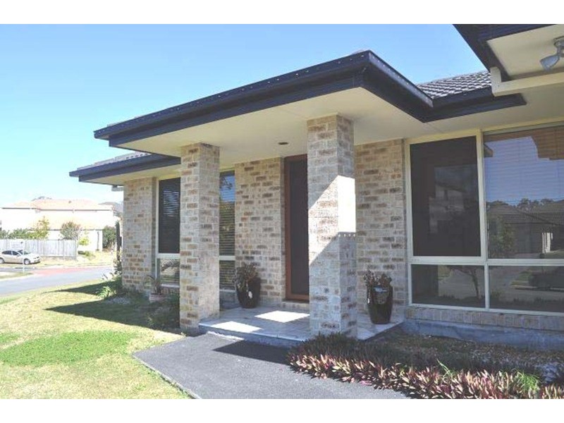 3 Rimu Place, Molendinar QLD 4214