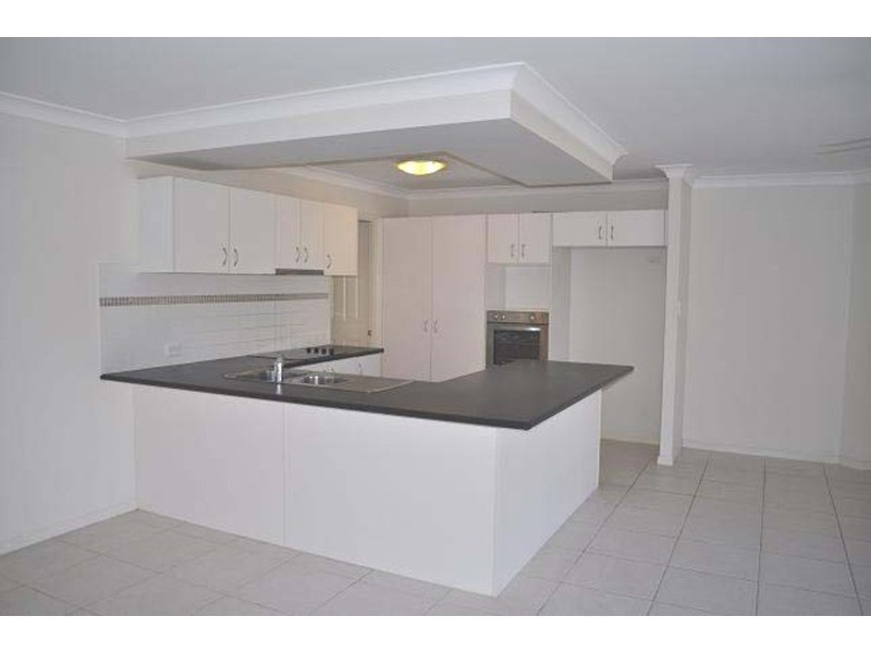 3 Rimu Place, Molendinar QLD 4214