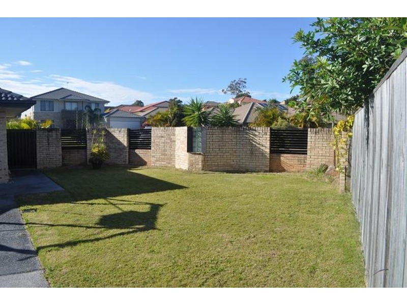 3 Rimu Place, Molendinar QLD 4214