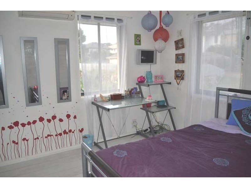 16 Lockwood Place, Molendinar QLD 4214