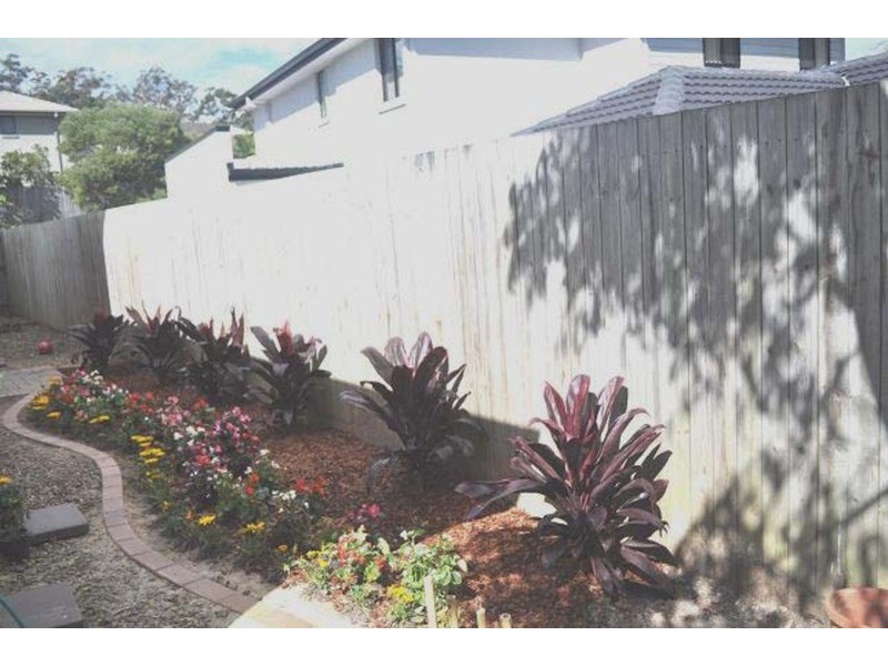 16 Lockwood Place, Molendinar QLD 4214