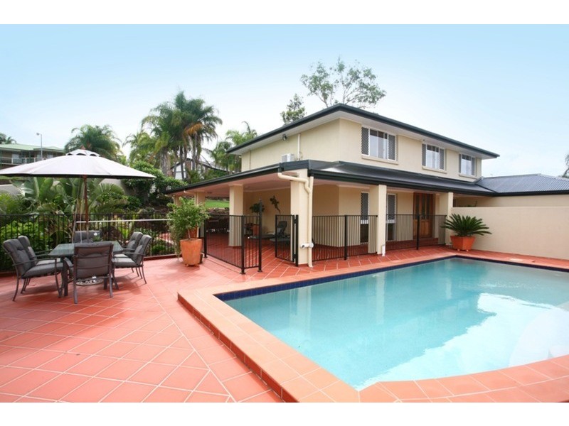 10 Batchworth Road, Molendinar QLD 4214