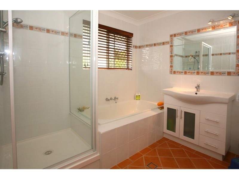 10 Batchworth Road, Molendinar QLD 4214