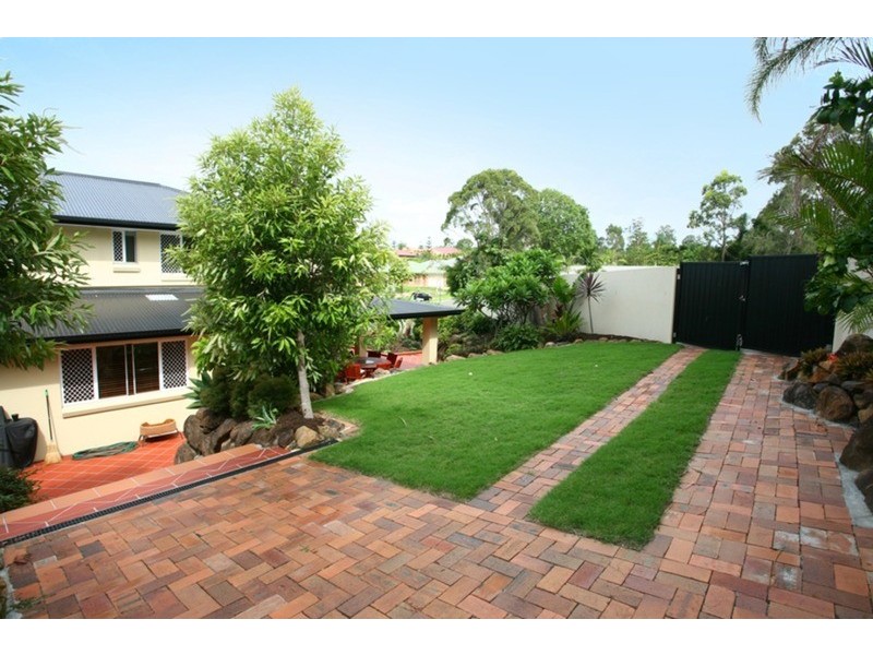 10 Batchworth Road, Molendinar QLD 4214