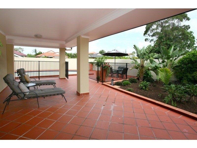 10 Batchworth Road, Molendinar QLD 4214