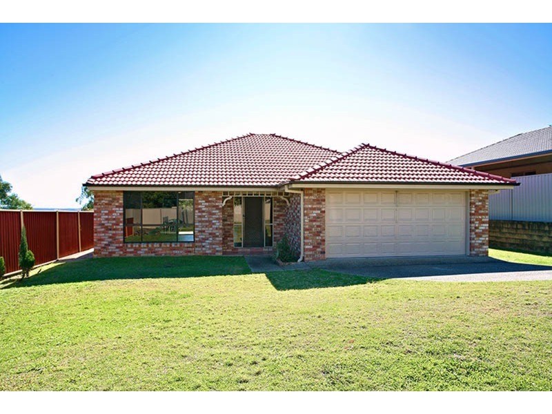 43 Zane  Street, Molendinar QLD 4214