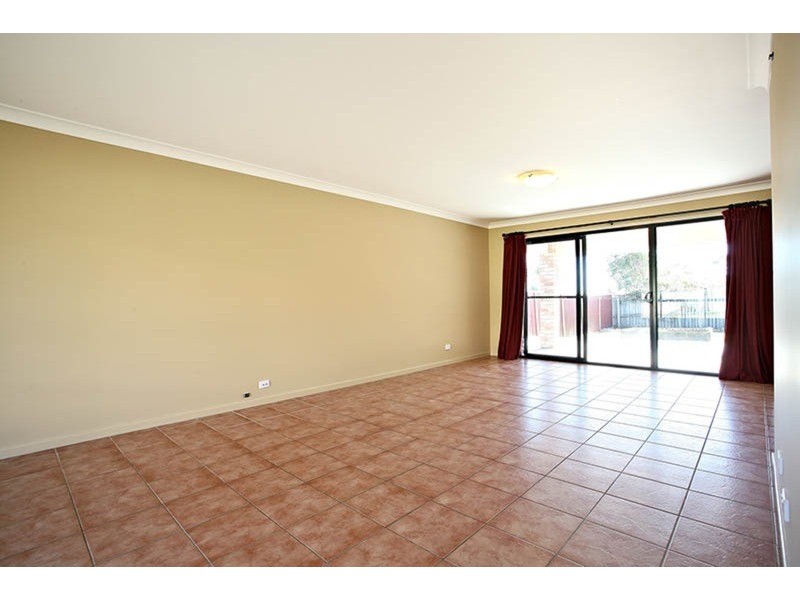 43 Zane  Street, Molendinar QLD 4214
