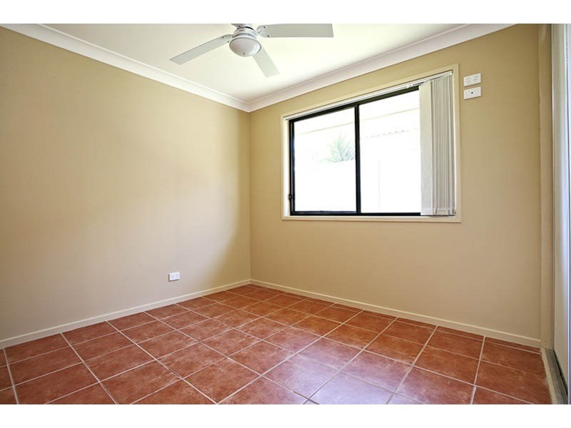 43 Zane  Street, Molendinar QLD 4214