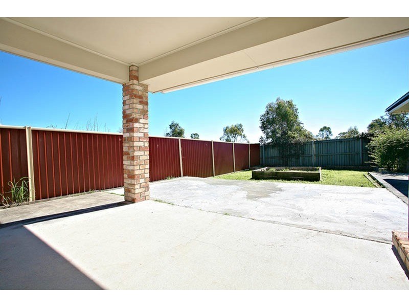 43 Zane  Street, Molendinar QLD 4214