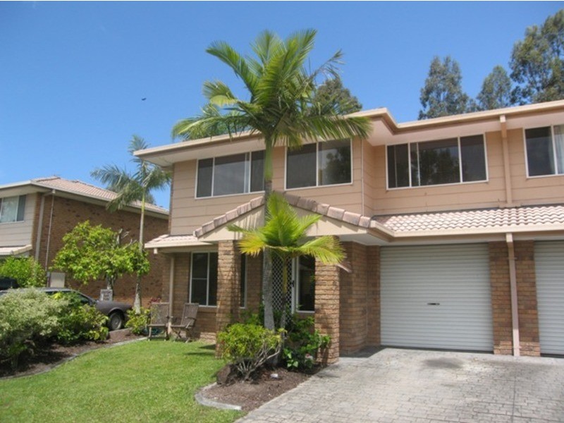 33/97 Edmund Rice Drive, Southport QLD 4215