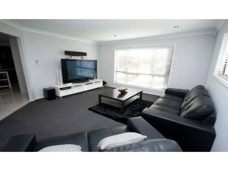 1/5 Marybeth  Crescent, Molendinar QLD 4214