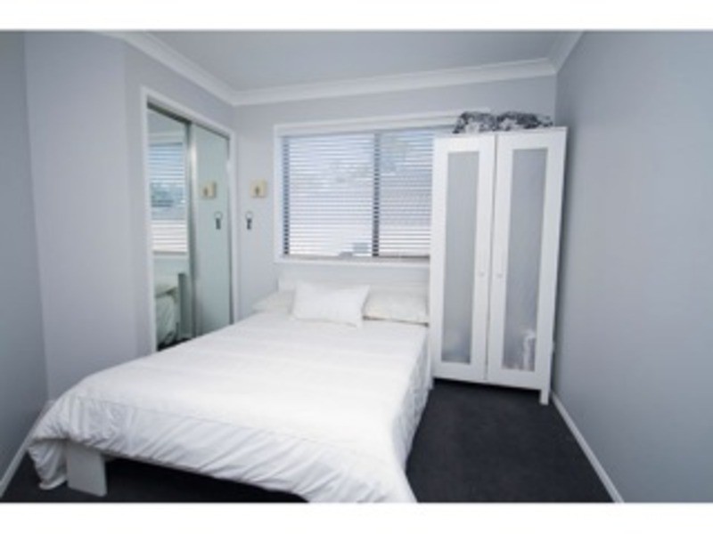 1/5 Marybeth  Crescent, Molendinar QLD 4214