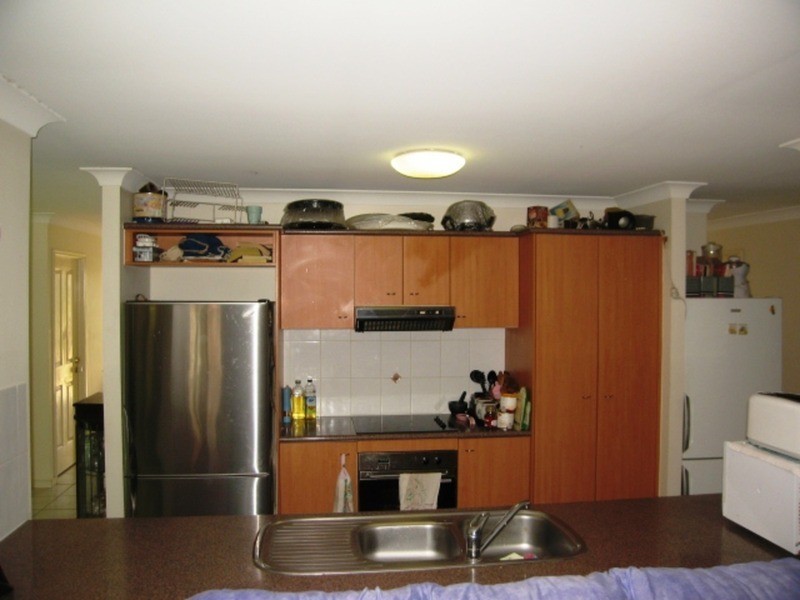 16 Greensborough Crescent, Parkwood QLD 4214