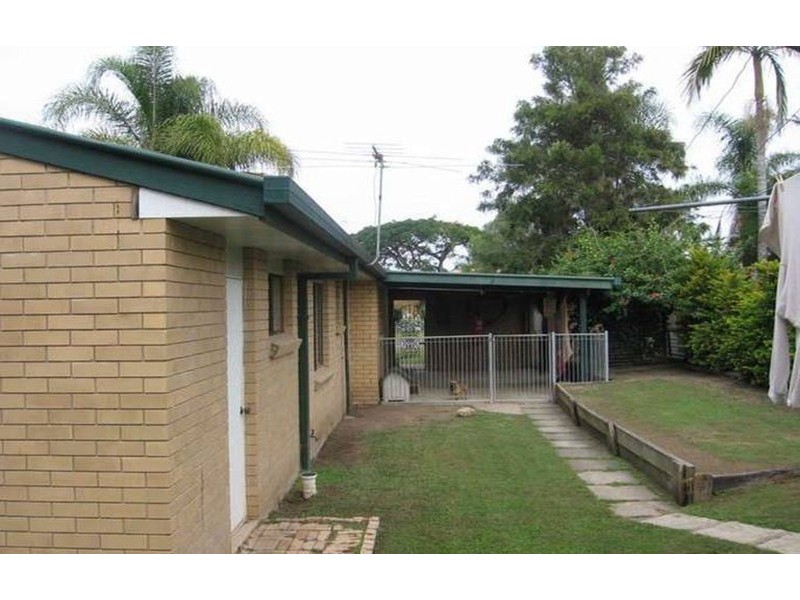 23 Yorkshire Crescent, Mount Warren Park QLD 4207