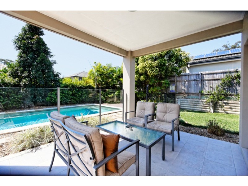 6 Mahogany Place, Molendinar QLD 4214