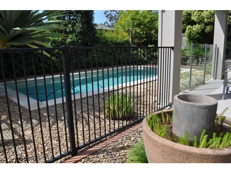 6 Mahogany Place, Molendinar QLD 4214