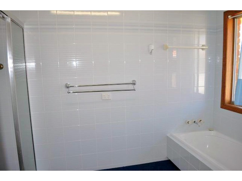 4 Cathedral Avenue, Molendinar QLD 4214