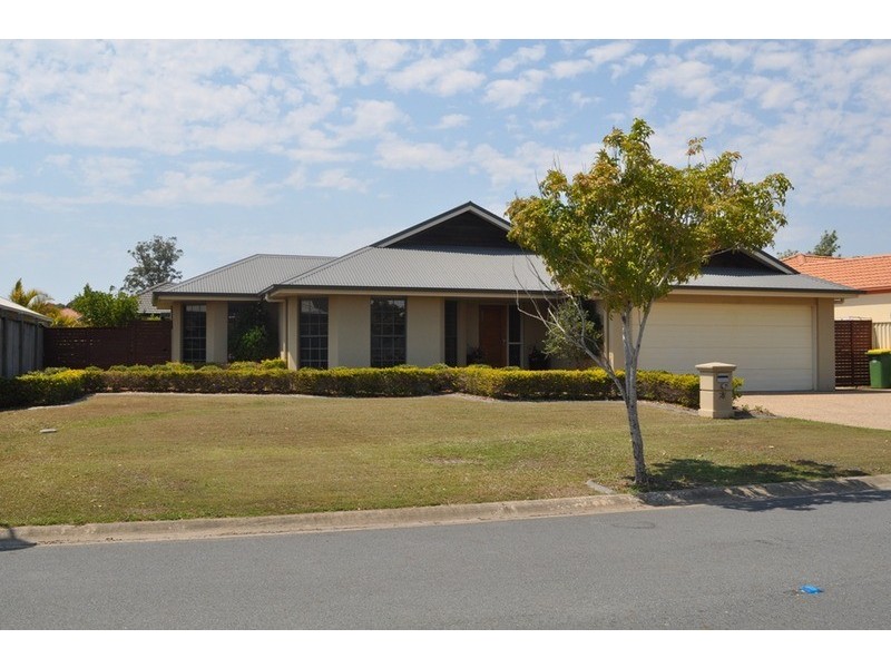 181 Crestwood Drive, Molendinar QLD 4214
