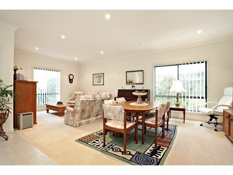 6 Corymbia Way, Molendinar QLD 4214