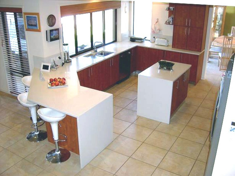 7 Eastbourne Chase, Arundel QLD 4214