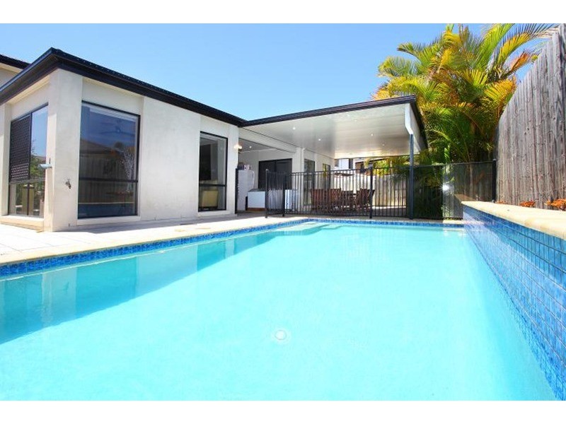 15 Viewridge Way, Molendinar QLD 4214