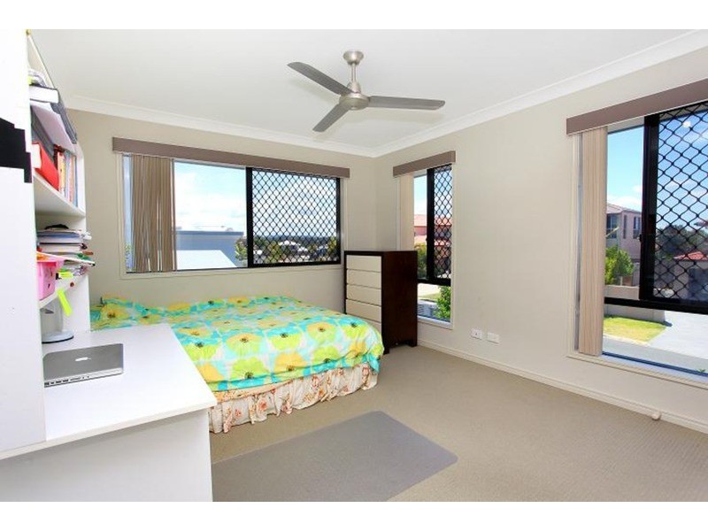 15 Viewridge Way, Molendinar QLD 4214