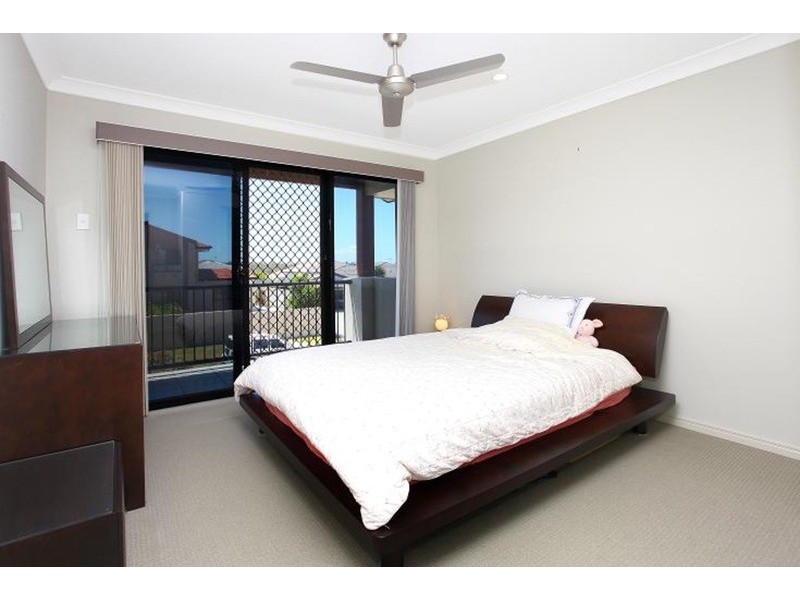 15 Viewridge Way, Molendinar QLD 4214